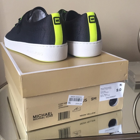 MICHAEL KORS leather sneakers - Picture 8 of 9